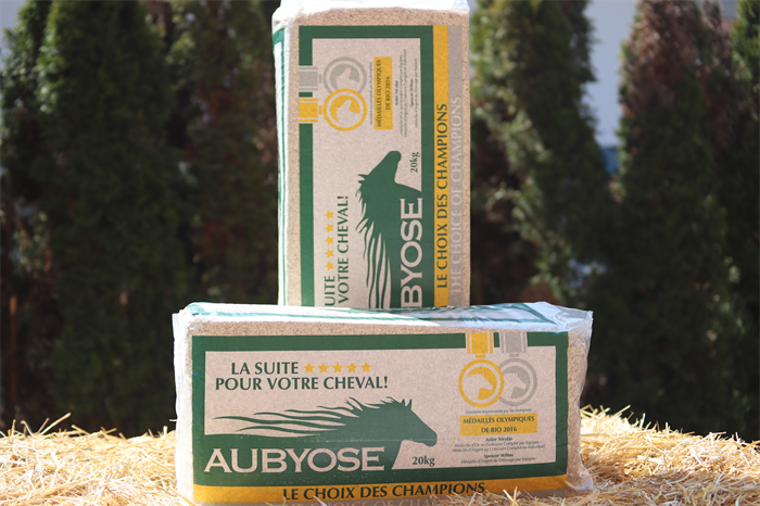 Hanfeinstreu (Aubiose)